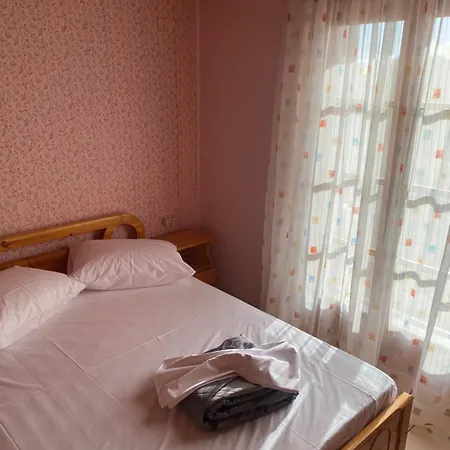 La Maison De Litsa Kır Evi