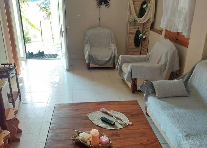 La Maison De Litsa Casa de Campo *