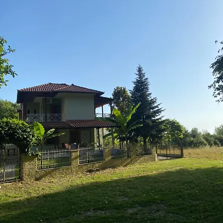 La Maison De Litsa Landhuis Leptokaryá