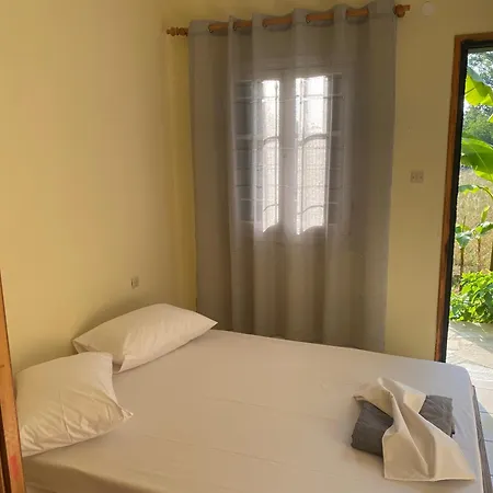 La Maison De Litsa